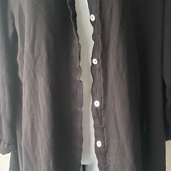COPY - Elan women’s button down - Picture 5 of 10